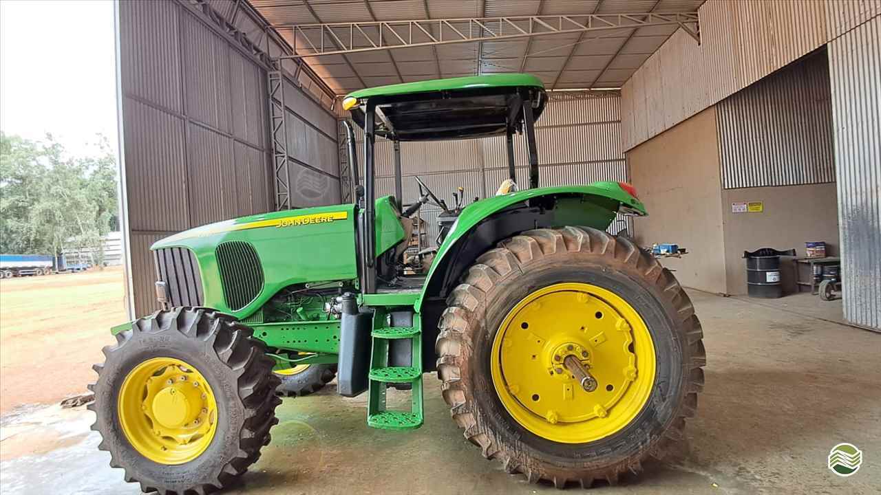 TRATOR JOHN DEERE JOHN DEERE 7715 Tração 4x4 Primavera Máquinas Usadas PRIMAVERA DO LESTE MATO GROSSO MT